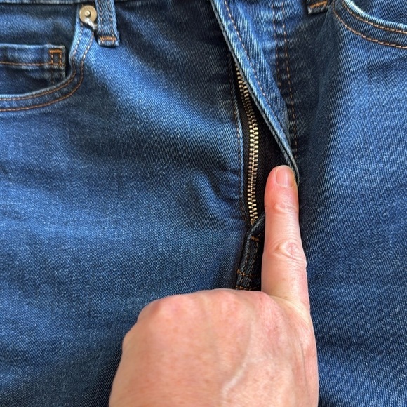 Everlane Skinny Ankle Jeans Size 26 Stretch Denim Medium Wash - Picture 6 of 9